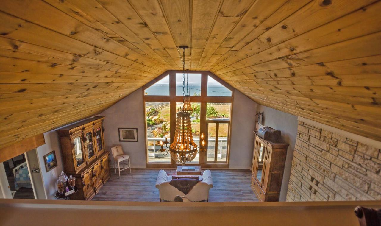 Dungeness Barn House Bed And Breakfast At Two Crows Farm Sequim Exterior foto